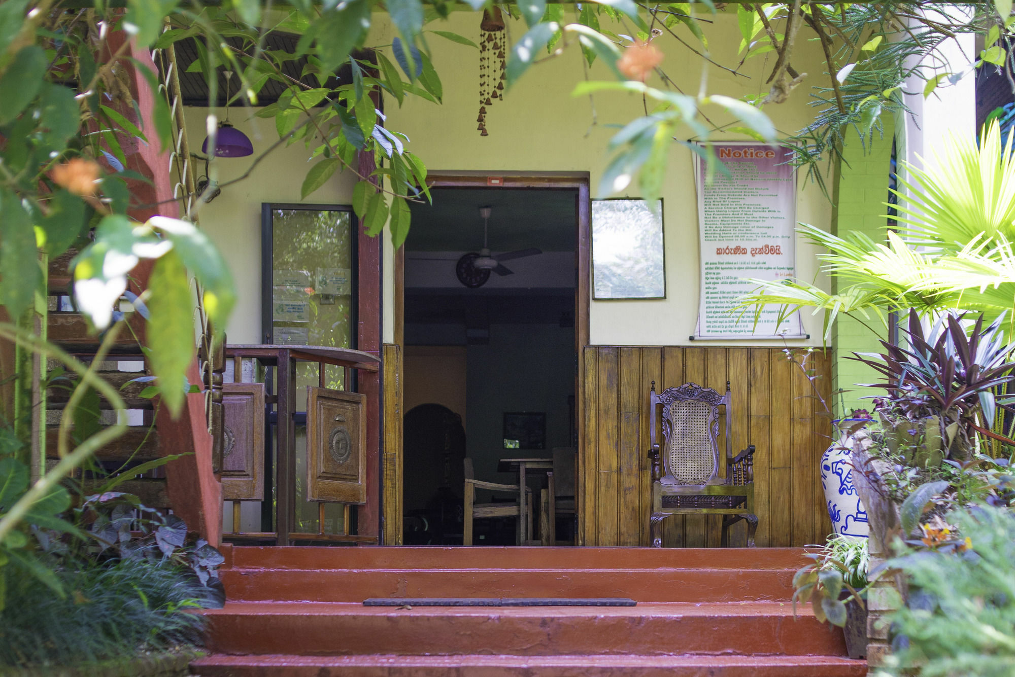Hotel Gem Land Ratnapura Exterior photo